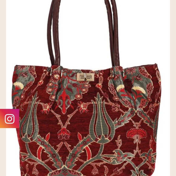 Handcrafted Purse - Picture 8 of 9